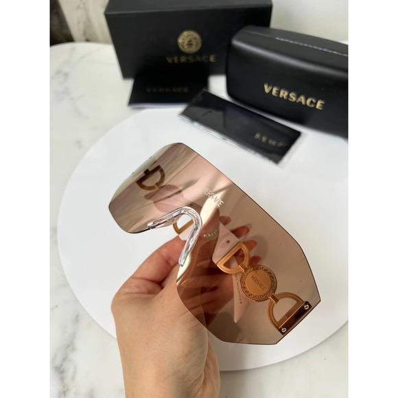 NEW Versace VE2258 Mask Shield Sunglasses in Pink Mirrored - Picture 4 of 10
